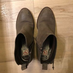 Blondo waterproof booties